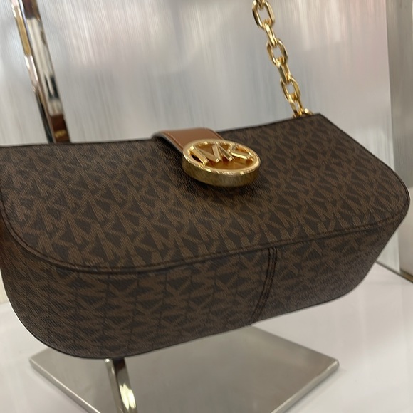 Michael Kors Carmen Small Logo Shoulder Pouchette Bag in Brown
NWT - Picture 6 of 16